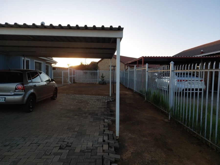 3 Bedroom Property for Sale in Heidedal Free State